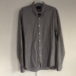 Vustra Houndstooth Long Sleeve Button Down